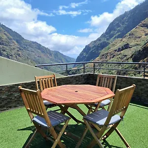 Hébergement de vacances Valley House Madeira, Ribeira Brava